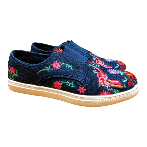 Wanted Slip-on Embroidered Multicolor Sneakers Size 9 - Picture 2 of 9